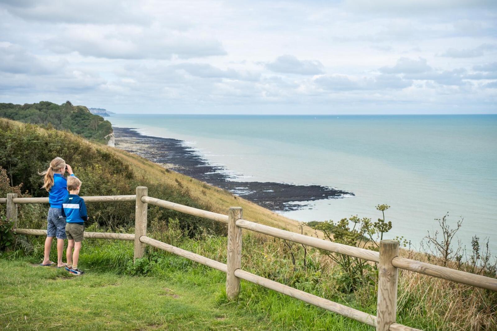 Huttopia Les Falaises - Normandie Hotell Saint-Pierre-en-Port Exteriör bild